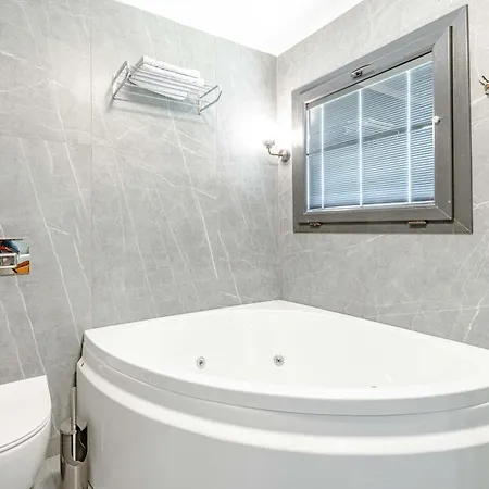 Villa Elegant Private Pool & Stunning Views Bodrum