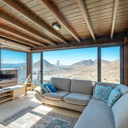 Elegant Private Pool & Stunning Views Villa