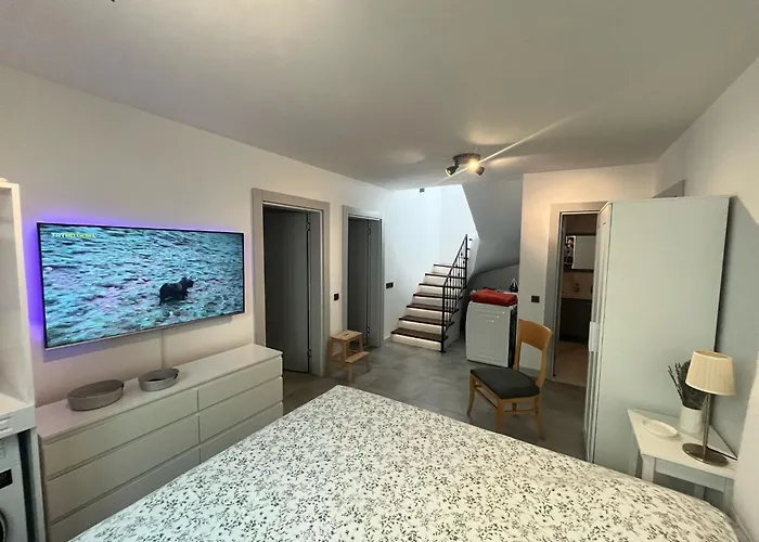 Villa Elegant Private Pool & Stunning Views *