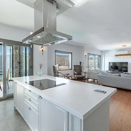 Elegant Private Pool & Stunning Views * בודרום