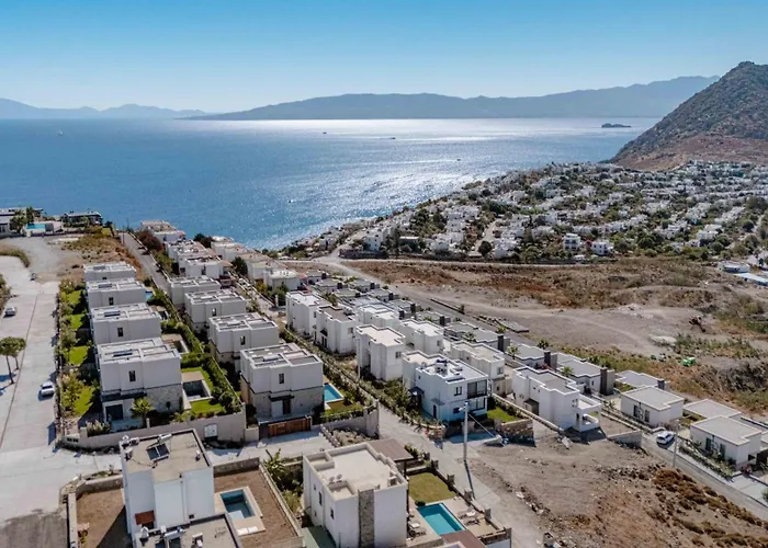 فيلة Elegant Private Pool & Stunning Views *