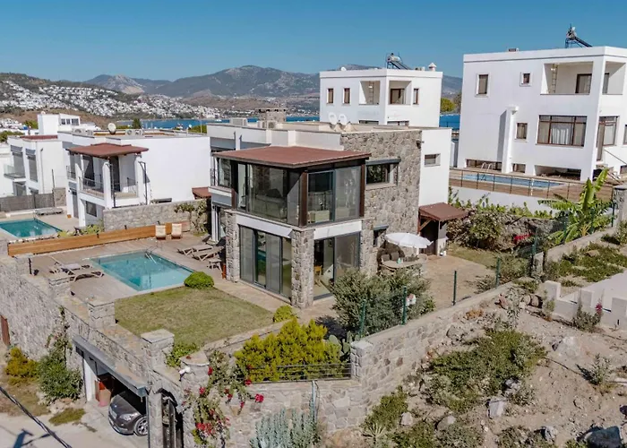 빌라 Elegant Private Pool & Stunning Views *